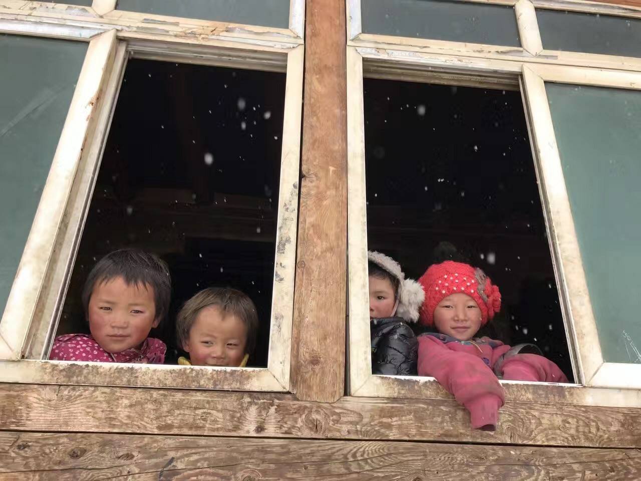 开云app官方在线入口-开云(中国)公益回顾丨家国同欢月同圆 温暖满载甘孜州(图9) 开云app官方在线入口-开云(中国)公益回顾丨家国同欢月同圆 温暖满载甘孜州(图9)